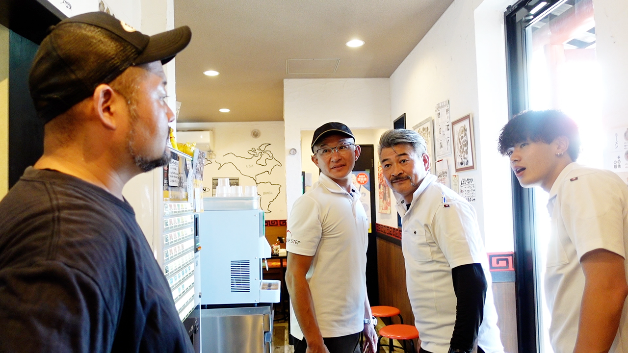 ラーメン屋の店主に怒られました...